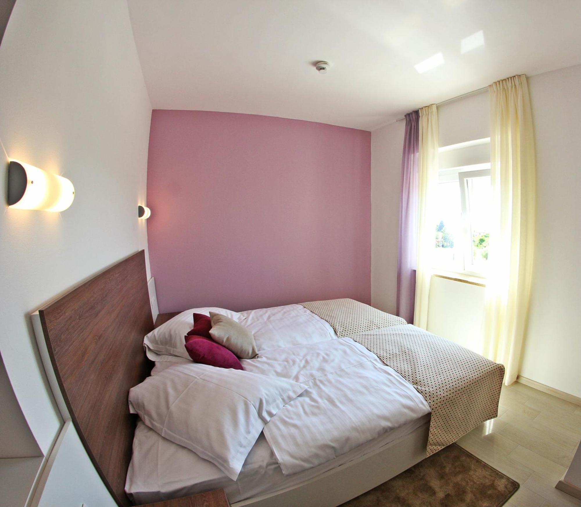 Villa Badi Lovrečica 部屋 写真