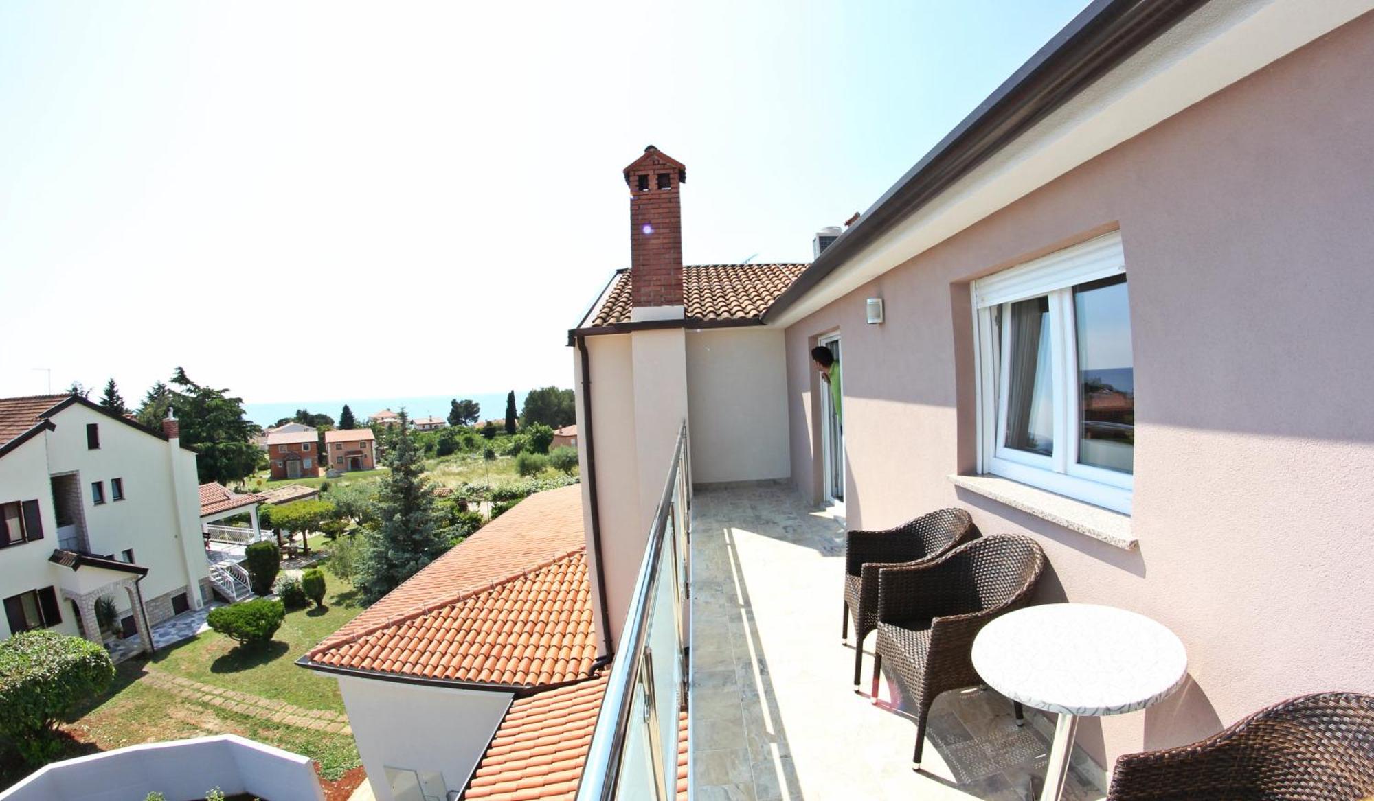 Villa Badi Lovrečica 部屋 写真