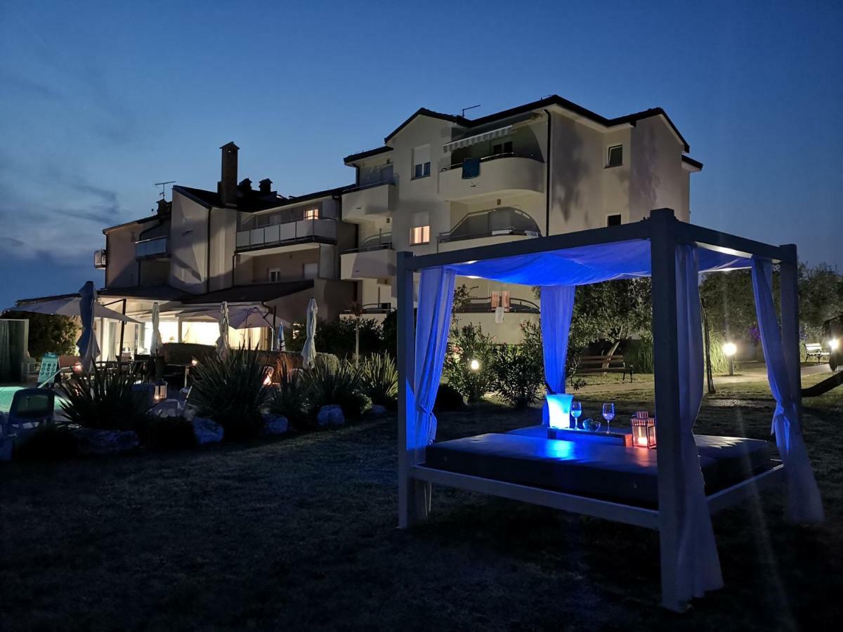 Villa Badi Lovrečica エクステリア 写真